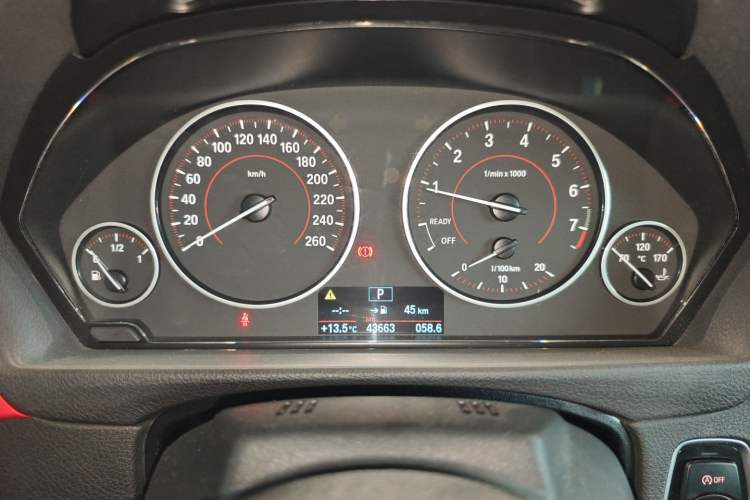 Used BMW 4 Series 2014 420i Convertible Sports Design Package Instrument Cluster