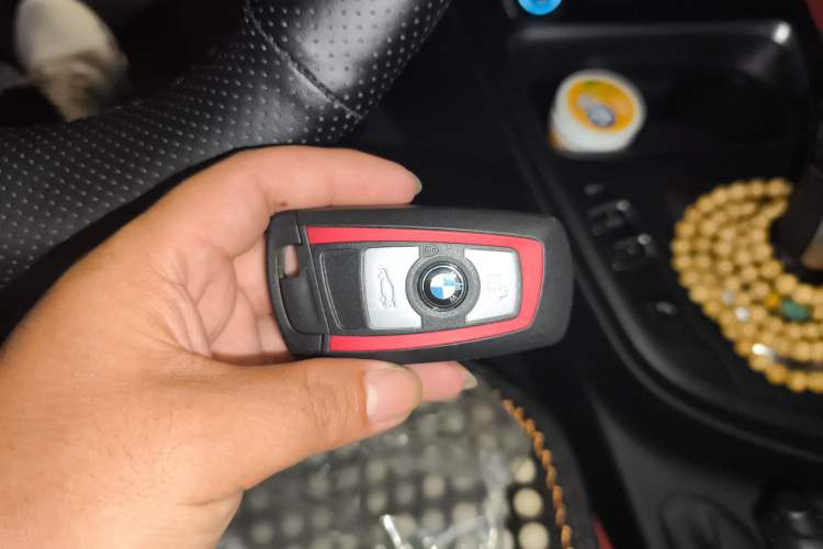 Used BMW 4 Series 2014 428i xDrive Luxury Design Package Interior 1