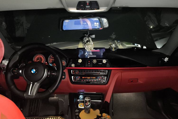 Used BMW 4 Series 2014 428i xDrive Luxury Design Package Interior 2