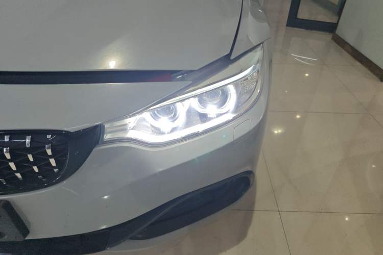 Used BMW 4 Series 2014 420i Convertible Sports Design Package Left Front Headlight