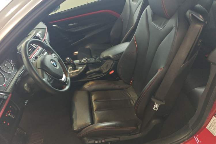 Used BMW 4 Series 2014 420i Convertible Sports Design Package Left Front Seat