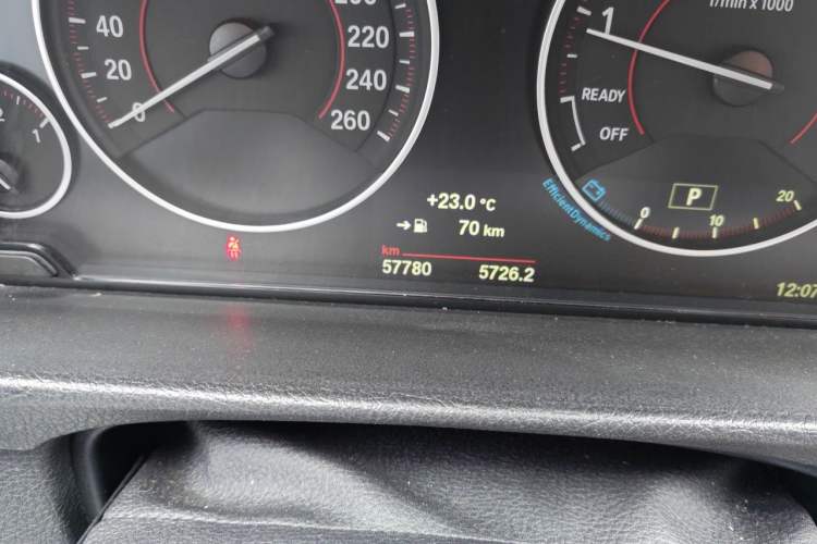Used BMW 4 Series 2014 428i Gran Coupe Design Package Edition Odometer Close Up
