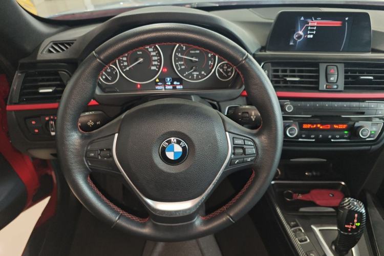 Used BMW 4 Series 2014 420i Convertible Sports Design Package Steering Wheel