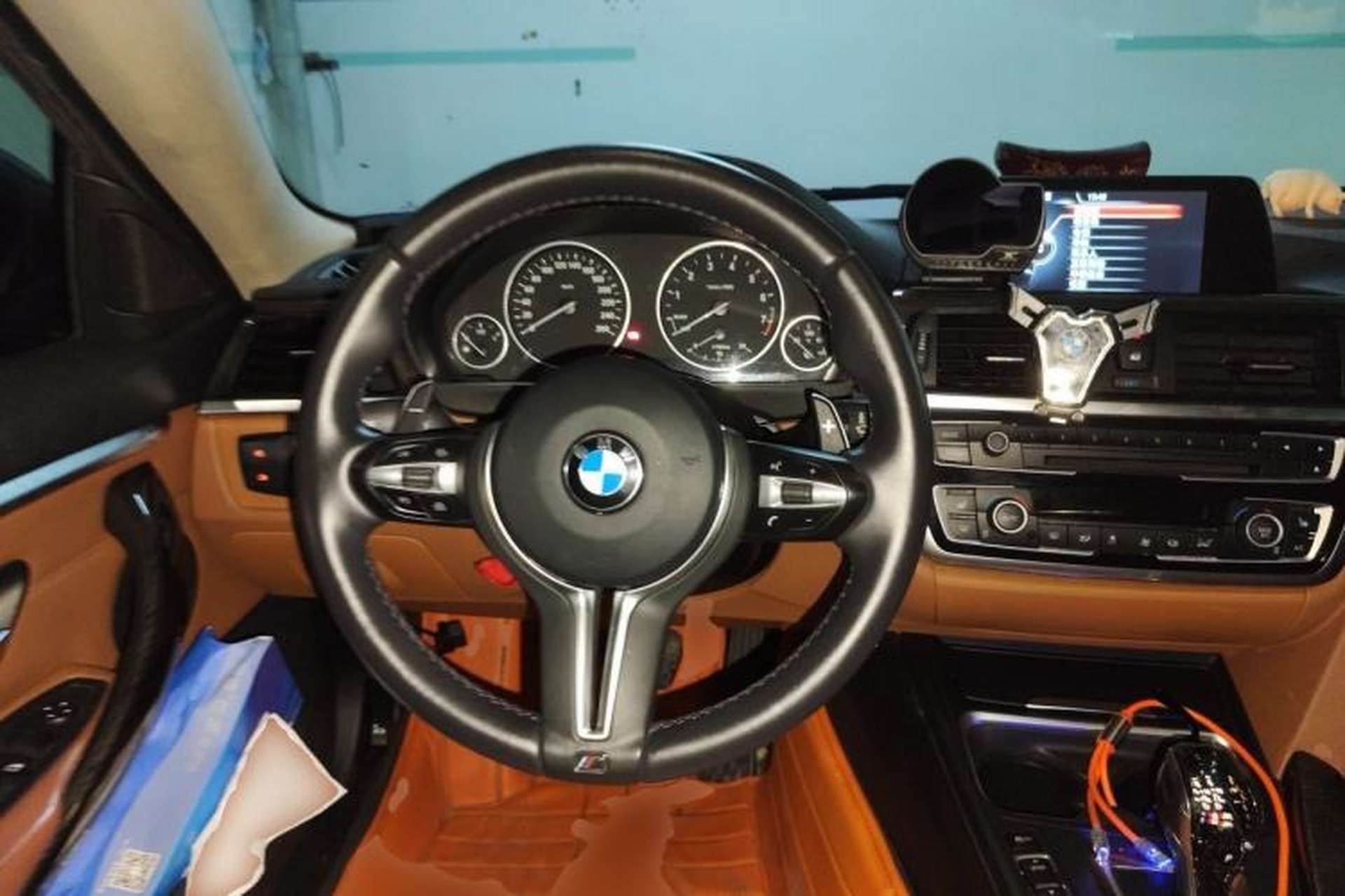 Used BMW 4 Series 2014 420i Gran Coupe Luxury Design Package Steering Wheel