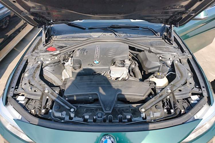 Used BMW 4 Series 2014 428i Convertible Sport Design Package Engine Bay