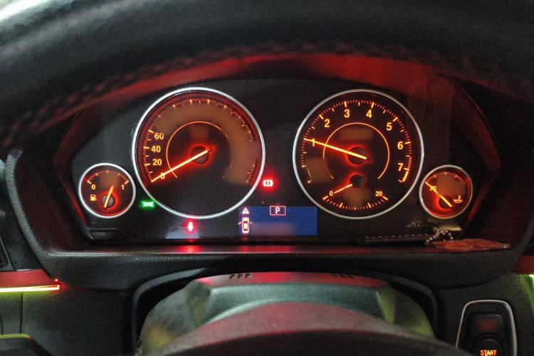 Used BMW 4 Series 2014 420i Convertible Luxury Design Package Instrument Cluster