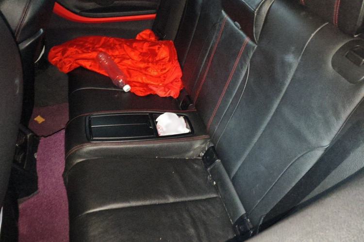 Used BMW 4 Series 2014 420i Convertible Luxury Design Package Interior 4