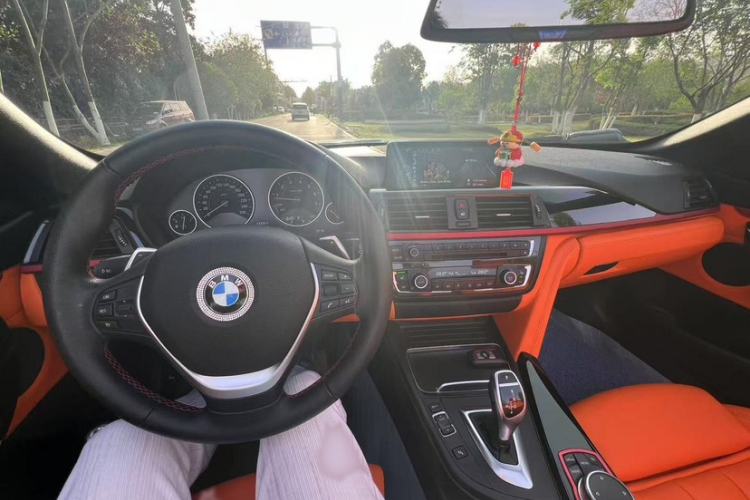 Used BMW 4 Series 2014 428i Convertible Sport Design Package Interior 7