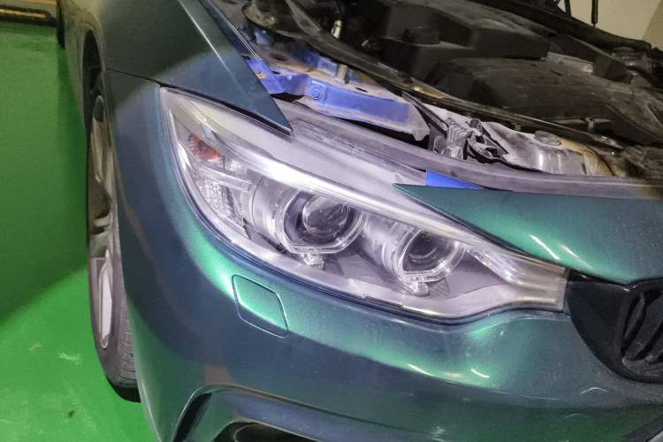Used BMW 4 Series 2014 428i Convertible Sport Design Package Right Front Headlight