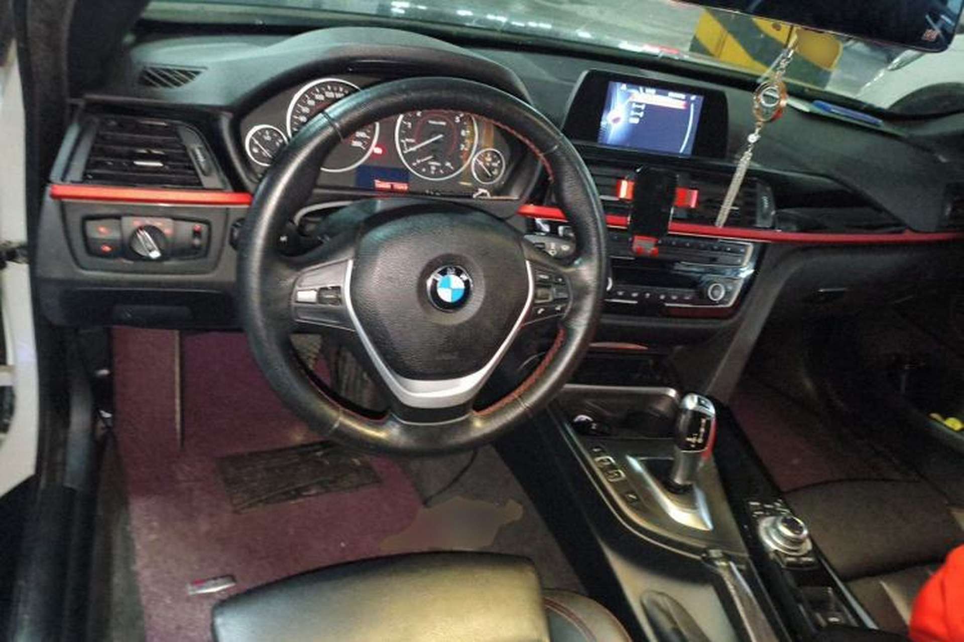 Used BMW 4 Series 2014 420i Convertible Luxury Design Package Steering Wheel