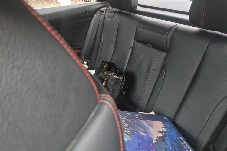 Used BMW 4 Series 2014 420i Convertible Fashion Model Left Rear Seat