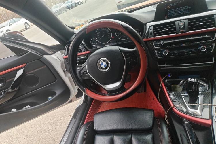 Used BMW 4 Series 2014 420i Convertible Fashion Model Steering Wheel