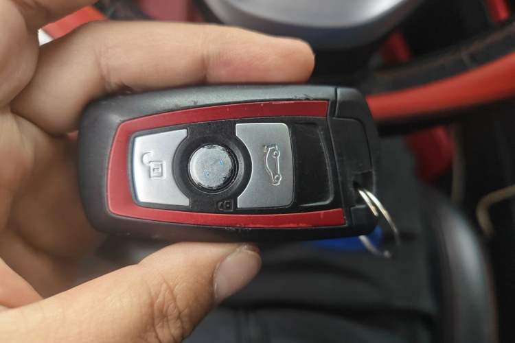 Used BMW 4 Series 2014 420i Convertible Fashion Model Vehicle Key