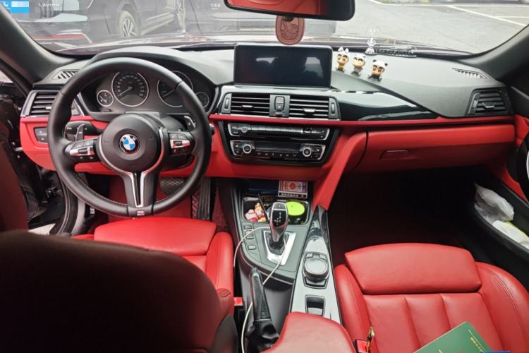 Used BMW 4 Series 2014 428i Convertible Sport Design Package Center Console