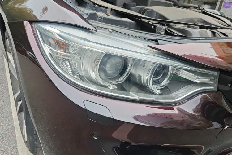 Used BMW 4 Series 2014 428i Convertible Sport Design Package Right Front Headlight
