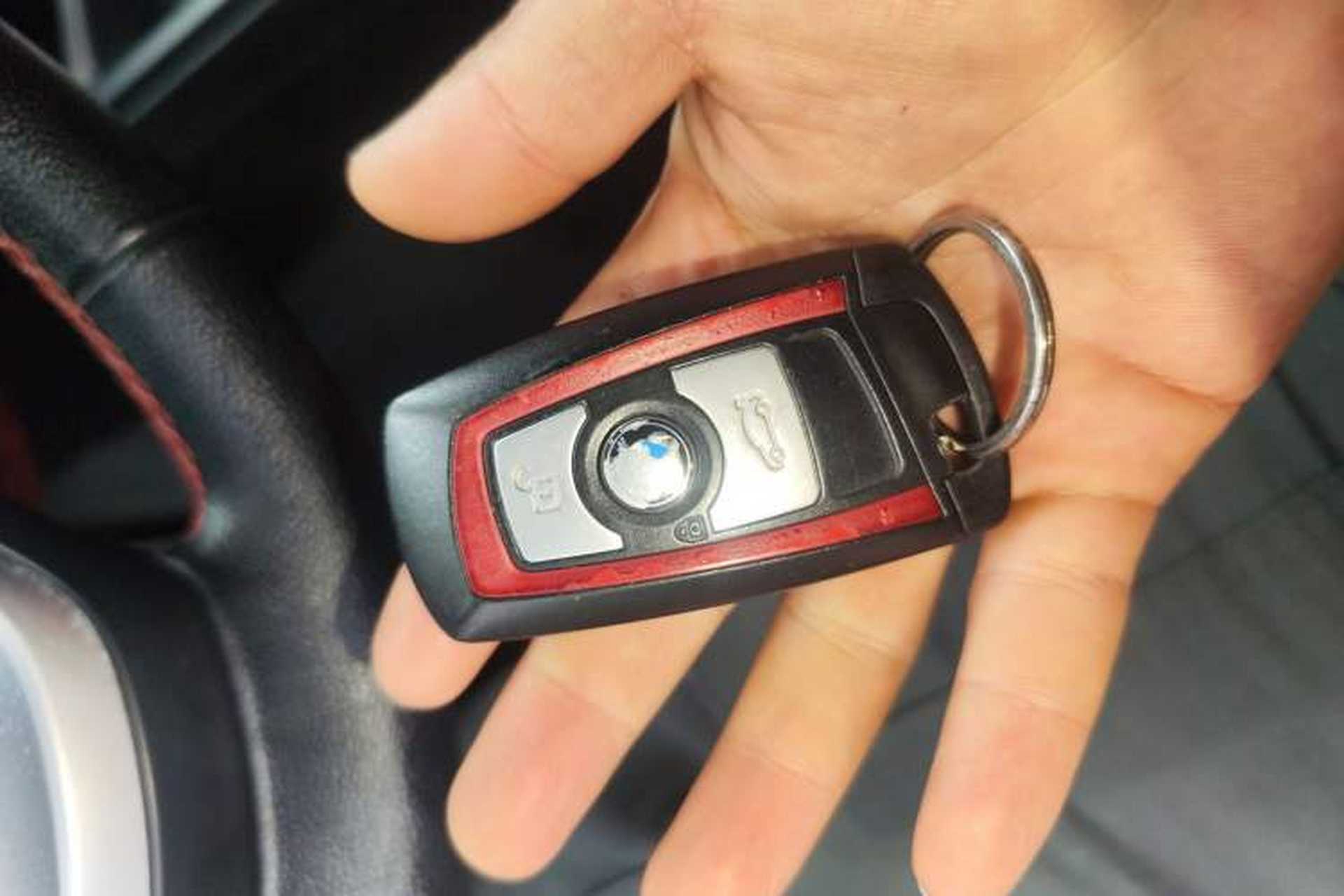 Used BMW 4 Series 2014 428i xDrive Convertible Design Package Edition Vehicle Key