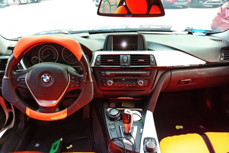 Used BMW 4 Series 2014 420i Fashion Model Center Console