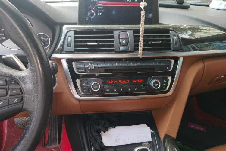 Used BMW 4 Series 2014 428i Convertible Luxury Design Package Audio And AC Panel