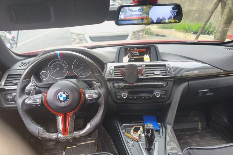 Used BMW 4 Series 2014 420i Convertible Fashion Model Center Console