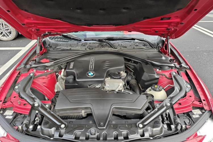 Used BMW 4 Series 2014 428i Convertible Sport Design Package Engine Bay