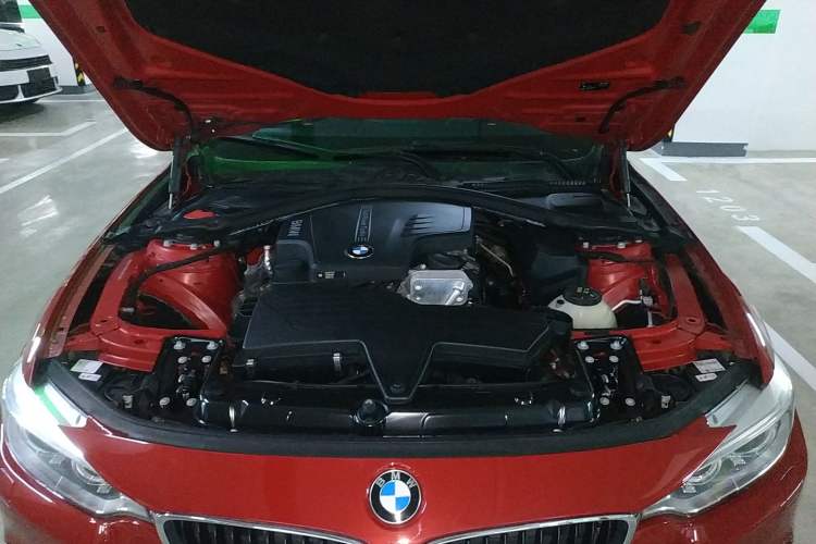 Used BMW 4 Series 2014 420i Gran Coupe Fashion Model Engine Bay
