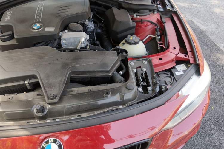 Used BMW 4 Series 2014 420i Design Package Model Engine Bay Left