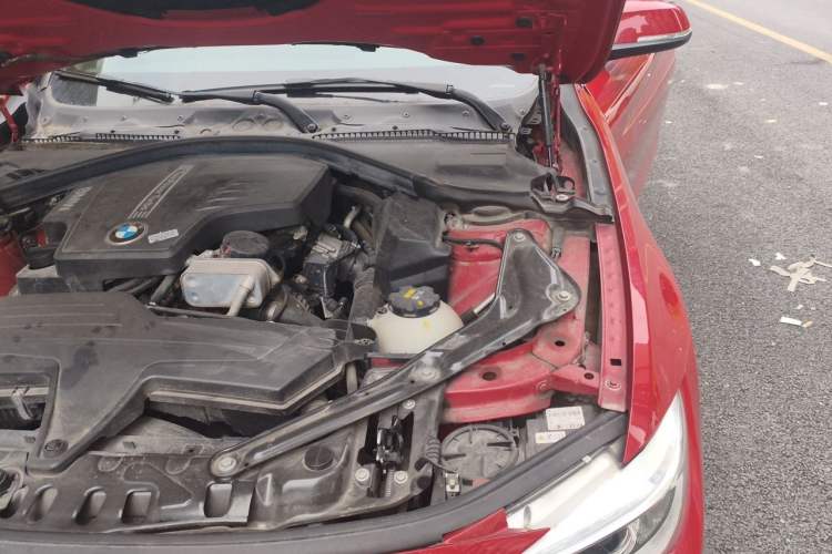 Used BMW 4 Series 2014 420i Convertible Fashion Model Engine Bay Left