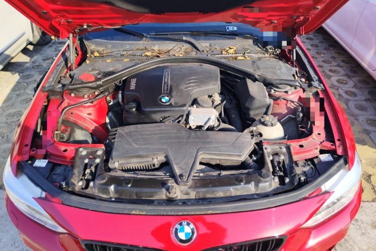Used BMW 4 Series 2014 420i Design Package Model Engine Bay