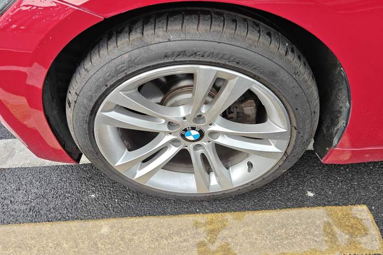 Used BMW 4 Series 2014 428i Convertible Sport Design Package Exterior 4