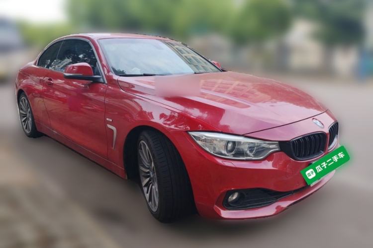 Used BMW 4 Series 2014 428i Convertible Luxury Design Package Front Right 45 Deg