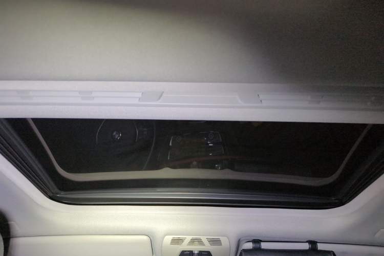 Used BMW 4 Series 2014 420i Gran Coupe Sport Design Package Headliner