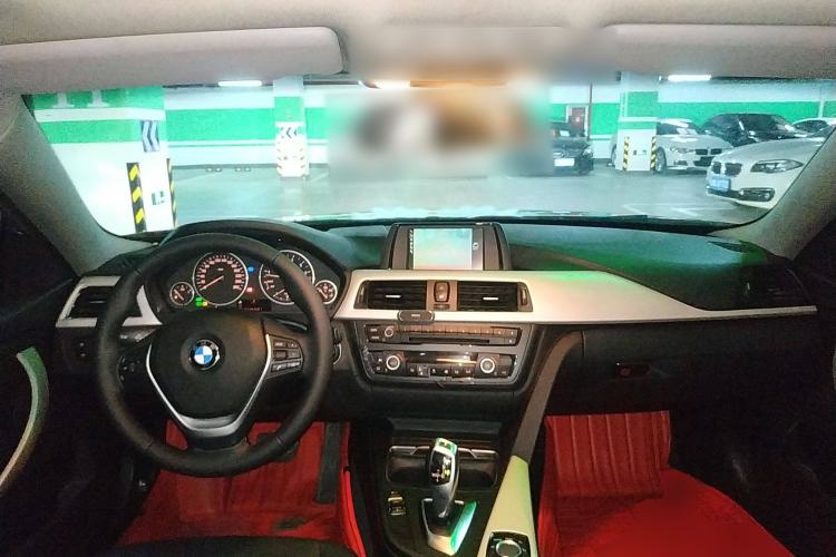 Used BMW 4 Series 2014 420i Gran Coupe Fashion Model Interior 2