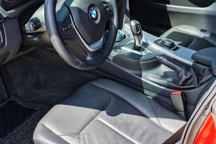 Used BMW 4 Series 2014 420i Gran Coupe Fashion Model Interior 2
