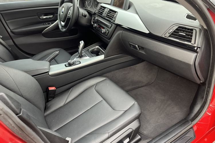 Used BMW 4 Series 2014 420i Gran Coupe Fashion Model Interior 5