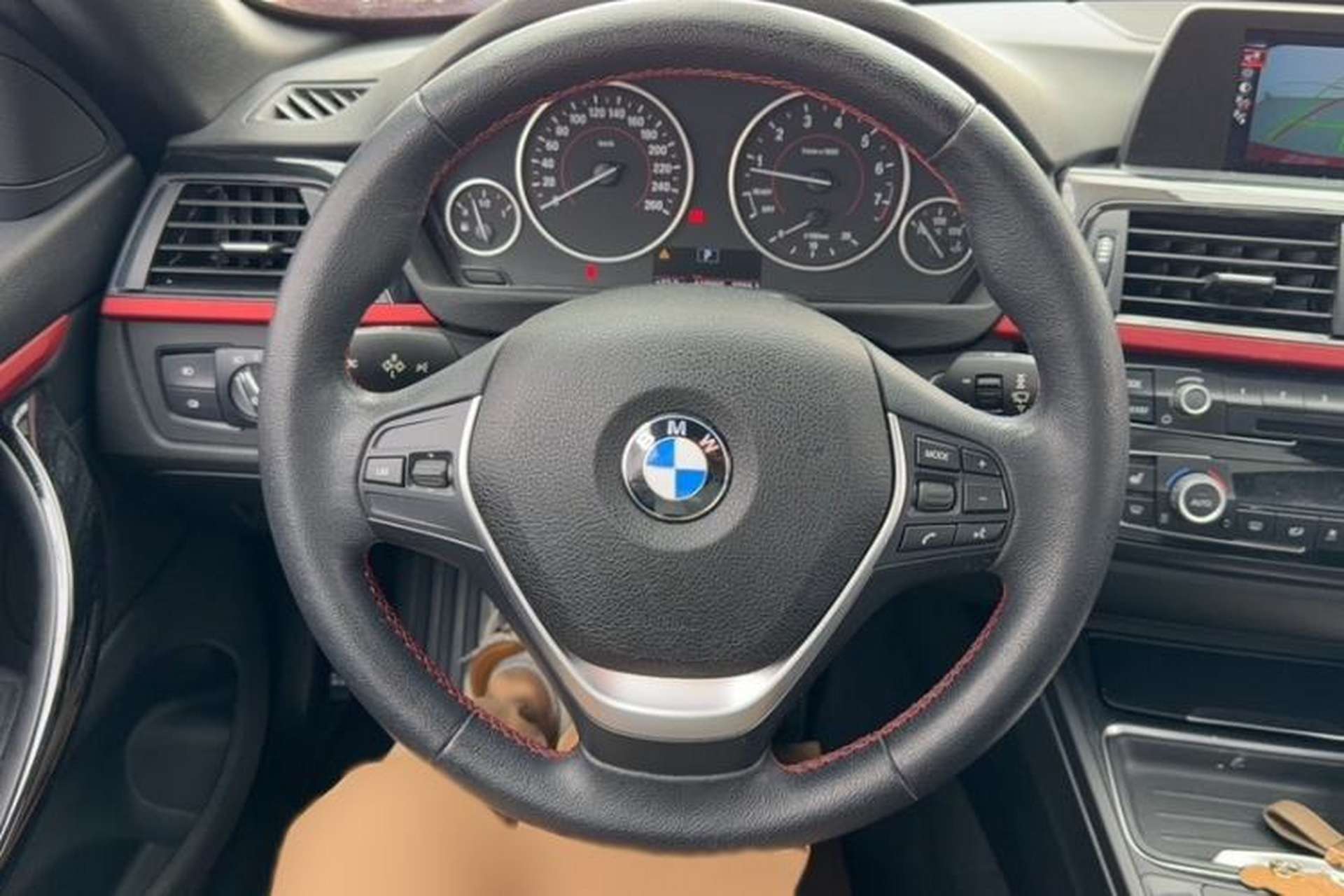 Used BMW 4 Series 2014 420i Convertible Sports Design Package Interior 5