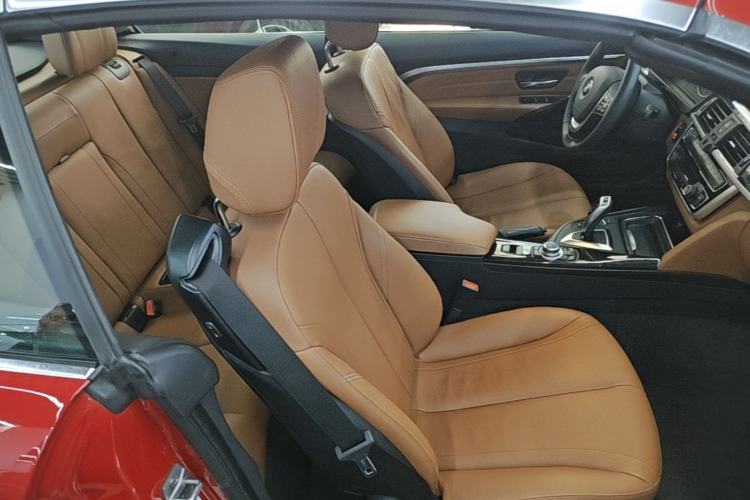 Used BMW 4 Series 2014 420i Convertible Luxury Design Package Right Front Seat