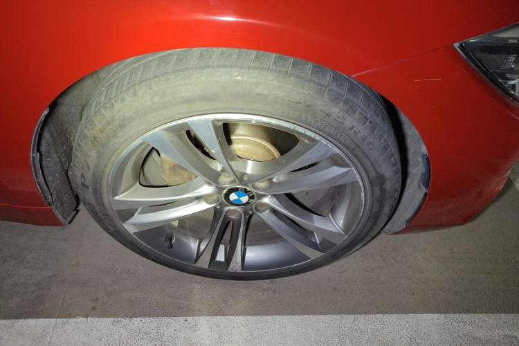 Used BMW 4 Series 2014 420i Gran Coupe Sport Design Package Right Front Wheel Hub