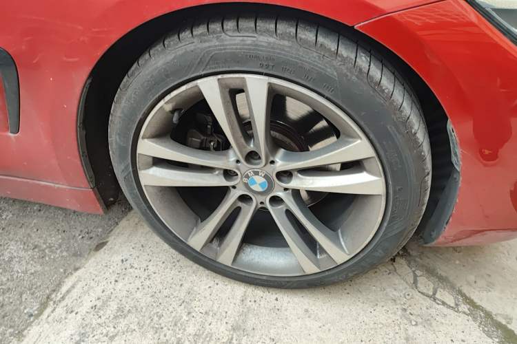 Used BMW 4 Series 2014 428i Sport Design Package Right Front Wheel Hub