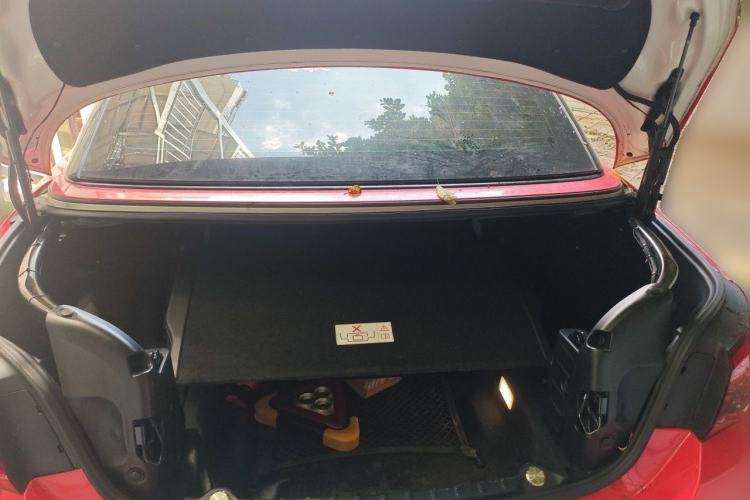 Used BMW 4 Series 2014 428i Convertible Design Package Trunk