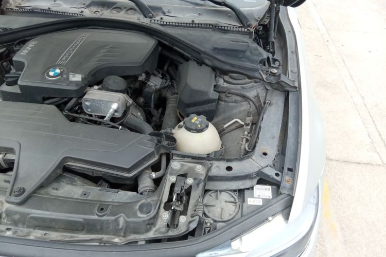 Used BMW 4 Series 2014 420i Design Package Model Engine Bay Left