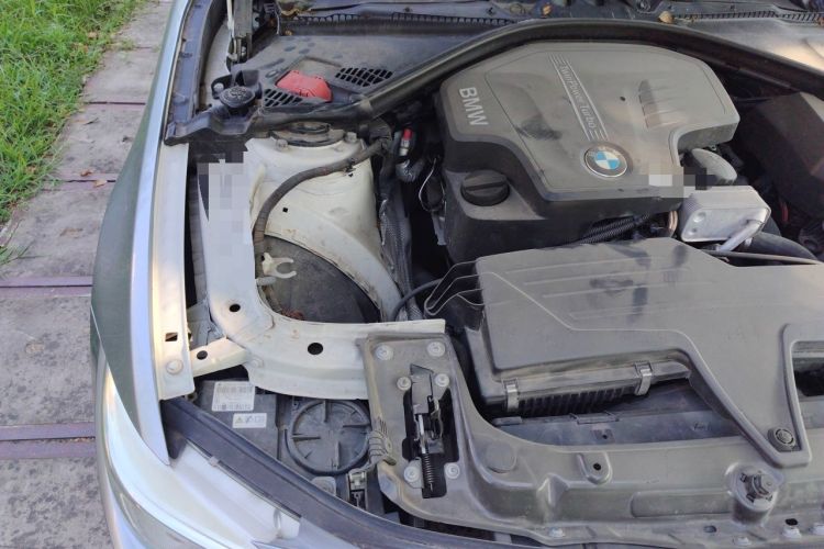 Used BMW 4 Series 2014 420i Gran Coupe Sport Design Package Engine Bay Right