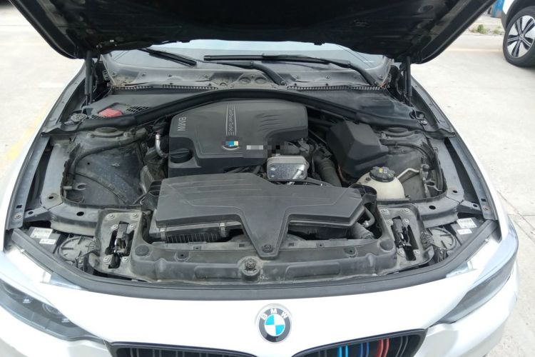Used BMW 4 Series 2014 420i Design Package Model Engine Bay