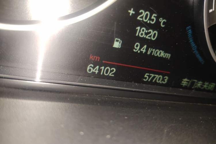 Used BMW 4 Series 2014 428i Sport Design Package Odometer Close Up