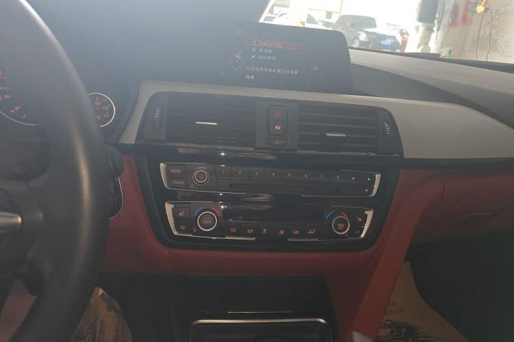 Used BMW 4 Series 2014 420i Convertible Sports Design Package Audio And AC Panel