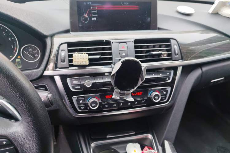 Used BMW 4 Series 2014 428i Convertible Design Package Audio And AC Panel