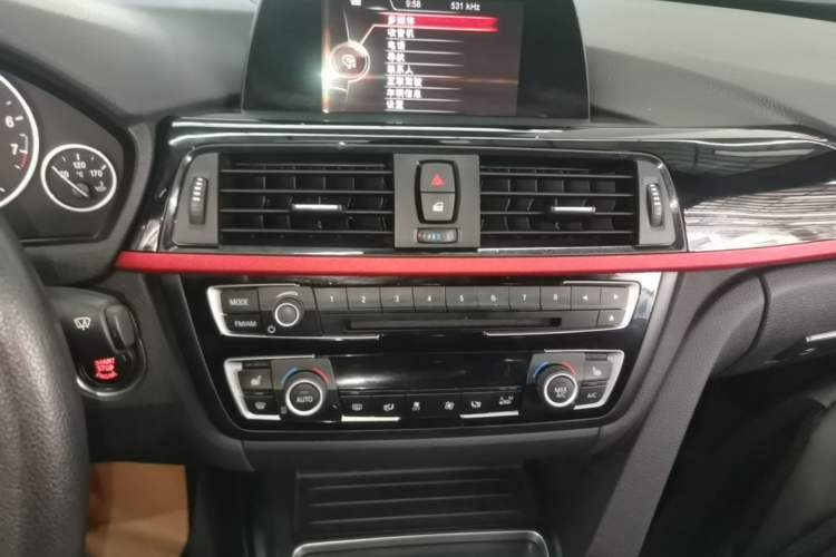Used BMW 4 Series 2014 420i Convertible Sports Design Package Audio And AC Panel