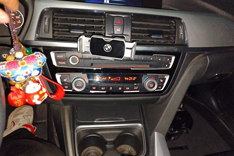 Used BMW 4 Series 2014 420i Gran Coupe Style Design Package Audio And AC Panel