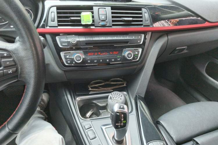 Used BMW 4 Series 2014 420i Gran Coupe Style Design Package Audio And AC Panel
