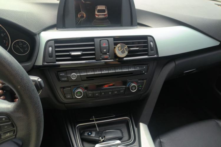 Used BMW 4 Series 2014 420i Gran Coupe Fashion Model Audio And AC Panel