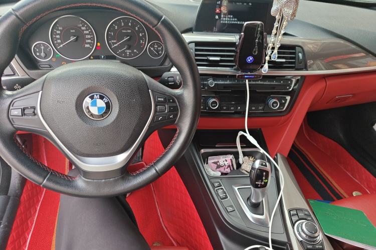 Used BMW 4 Series 2014 420i Convertible Fashion Model Center Console